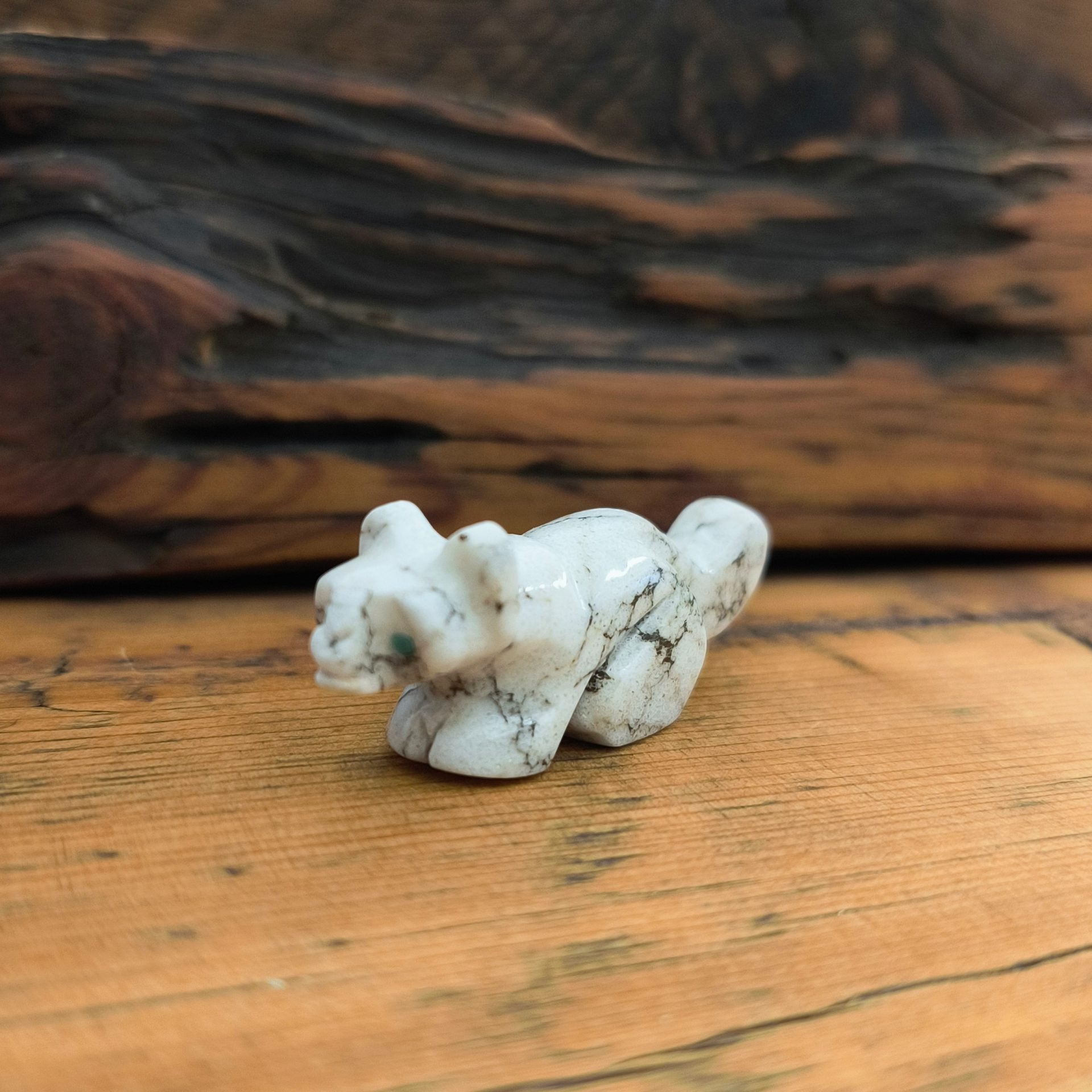 White Mountain Lion Fetish - Image 3